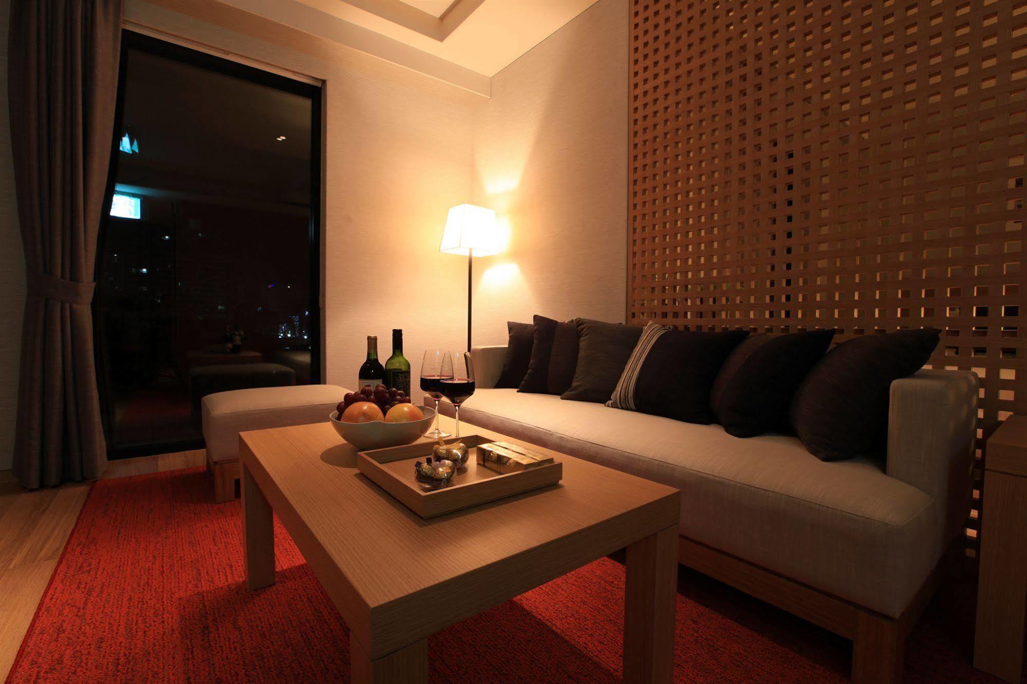 Borjomi Boutique Seoul Hotel Экстерьер фото